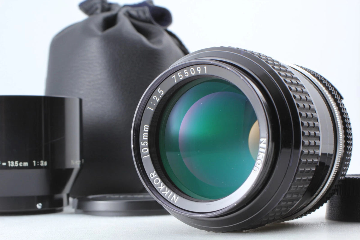 Nikon Ai Nikkor 105mm f/2.5 Portrait Lens F mount — Near Mint