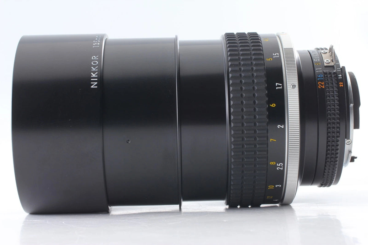 Final Late Nikon Ai-s Nikkor 135mm F/2 Portrait Lens SIC — Top Mint