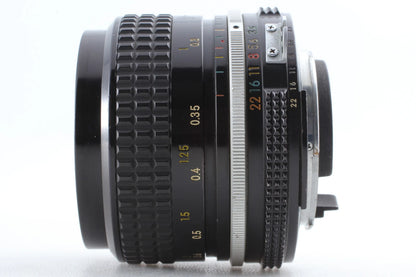 Nikon Ai Nikkor 28mm f/3.5 Wide Angle Lens w/ lens hood — Near Mint