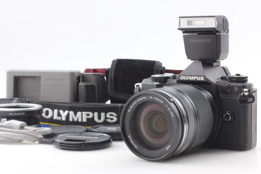 Olympus OM-D E-M5 Mark II & 14-150mm II AF Zoom Lens — Mint