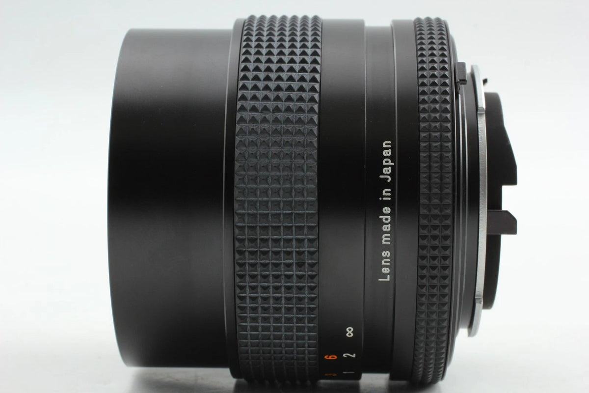 Contax Carl Zeiss Distagon T* 28mm F2.8 Wide angle lens — Mint