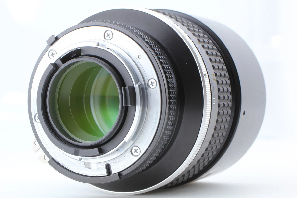 Final Late Nikon Ai-s Nikkor 135mm F/2 Portrait Lens MF — Near Mint