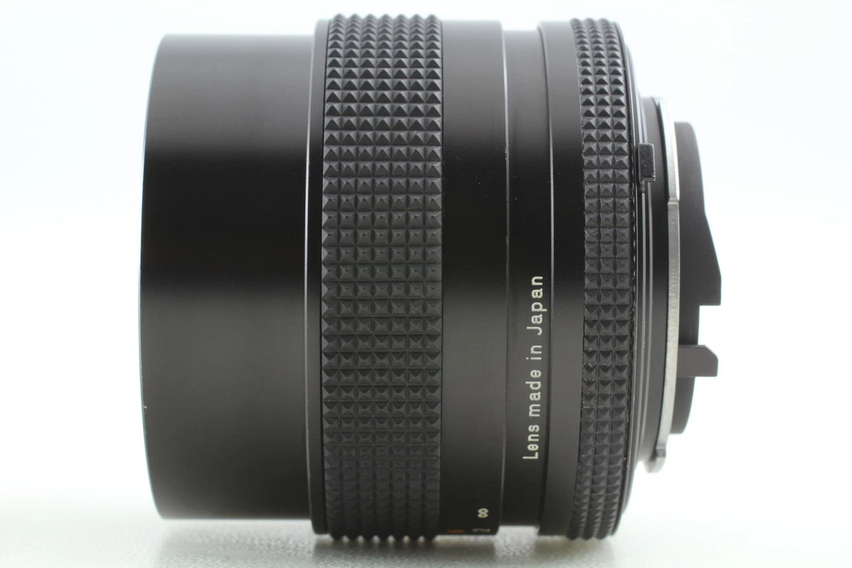 Contax Carl Zeiss Distagon T* 28mm f2.8 wide angle lens — Mint