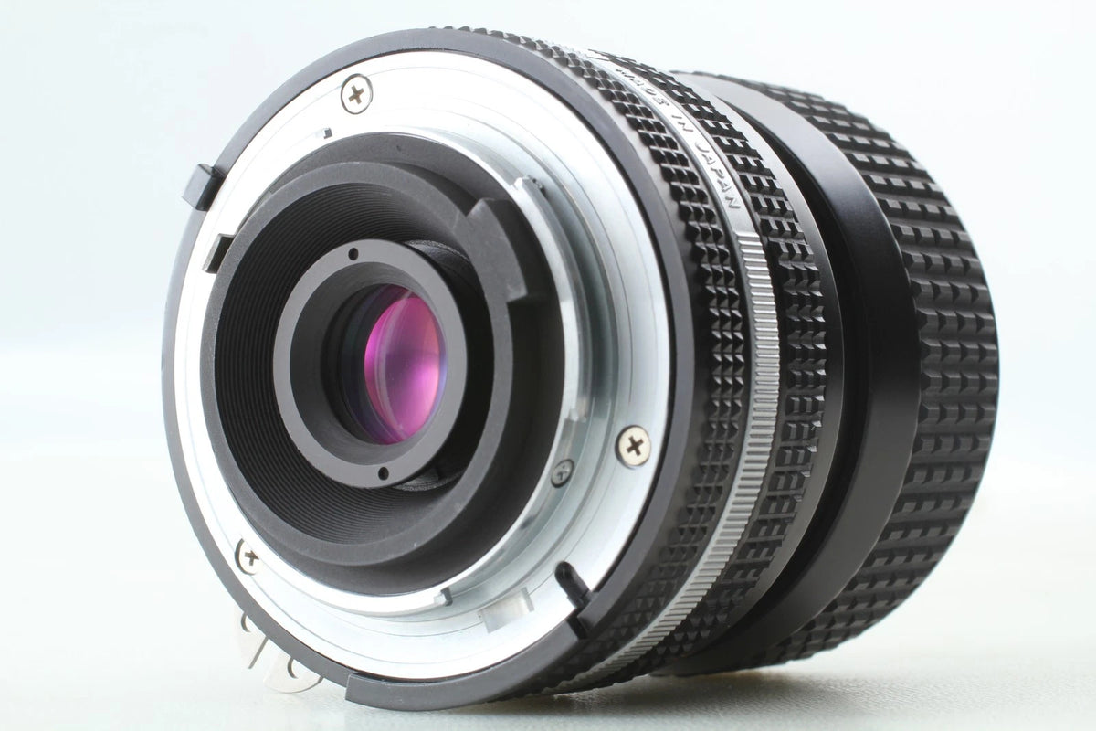 Nikon Ai-s Zoom-Nikkor 35-70mm f/3.3-4.5 MF Lens F mount — Top Mint