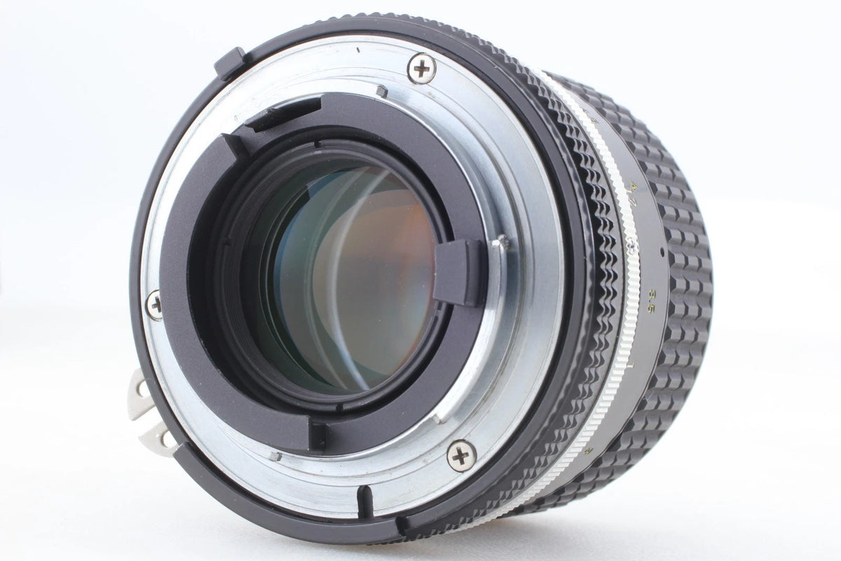 Nikon Ai Nikkor 85mm f/2 MF Prime Portrait Lens F mount — Mint