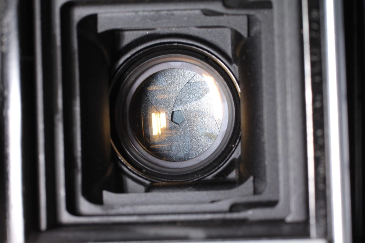 Rolleiflex 2.8F Planar 80mm TLR — Near Mint, with Case