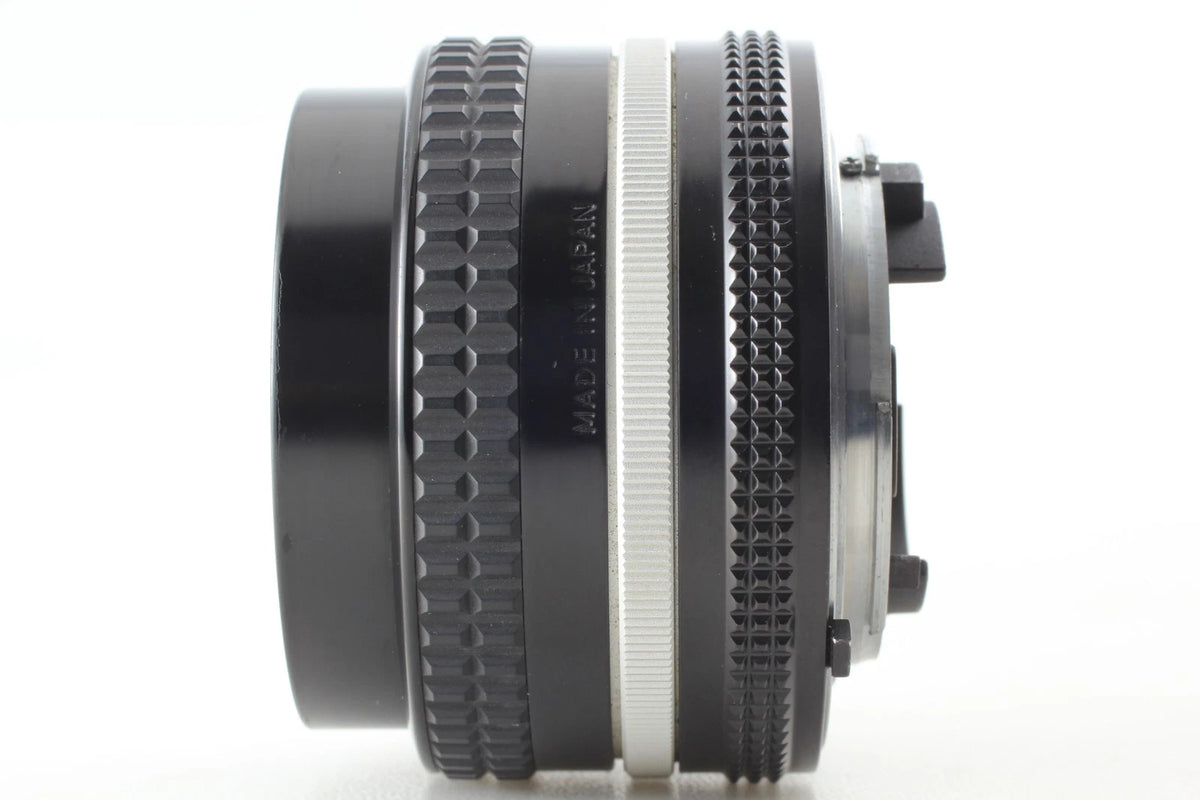Nikon Ai Nikkor 20mm f/3.5 Wide Angle Lens for F mount — Mint