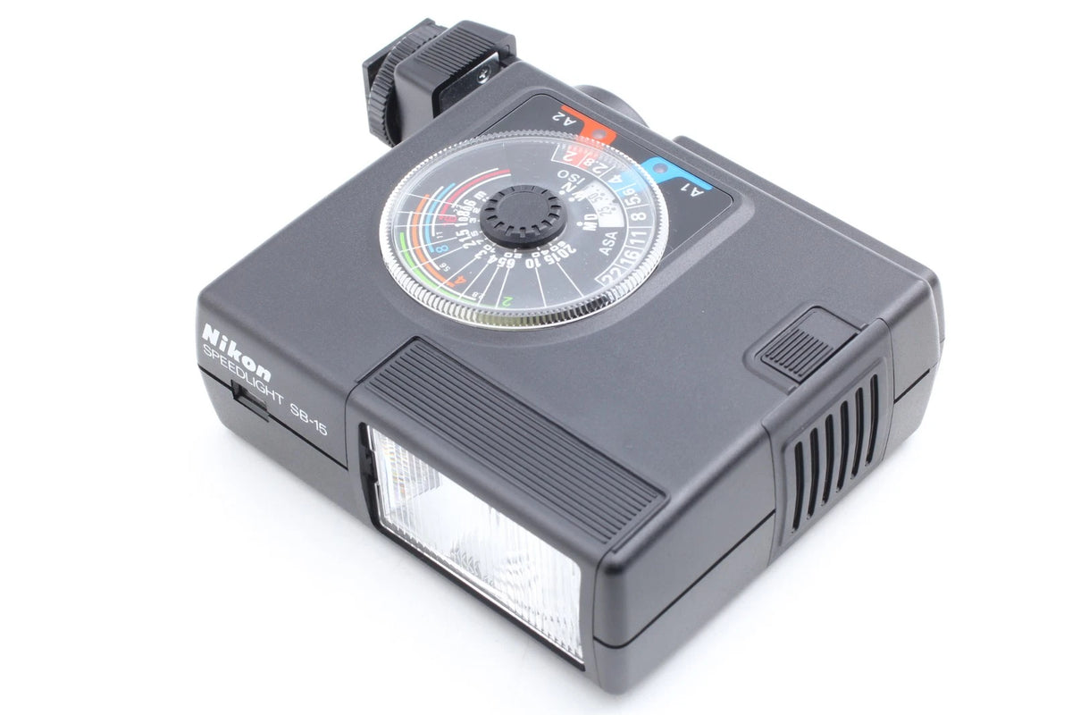Nikon Speedlight SB-15 TTL Shoe Mount Flash — Mint