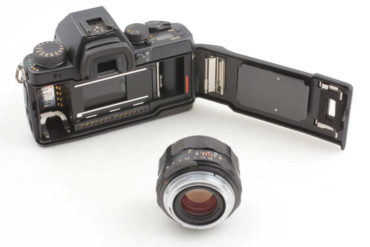 Contax Aria 35mm Film Camera w/ Super Takumar 55mm F1.8 — Near Mint