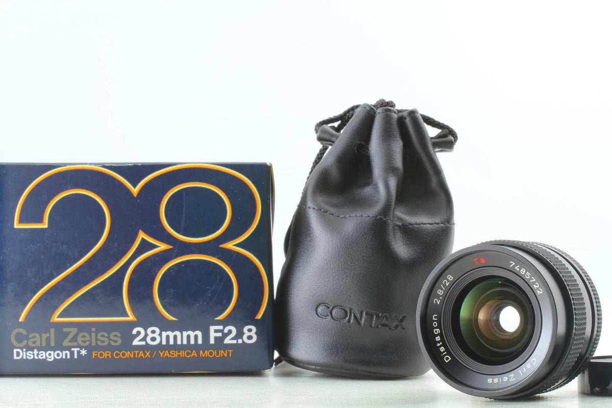 Contax Carl Zeiss Distagon T* 28mm f2.8 wide angle lens — Mint