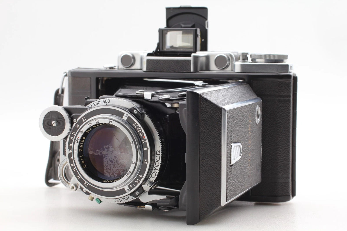 Zeiss Ikon Ikonta 531/2 105mm f4.5 Medium Format Camera 6x9 — Excellent