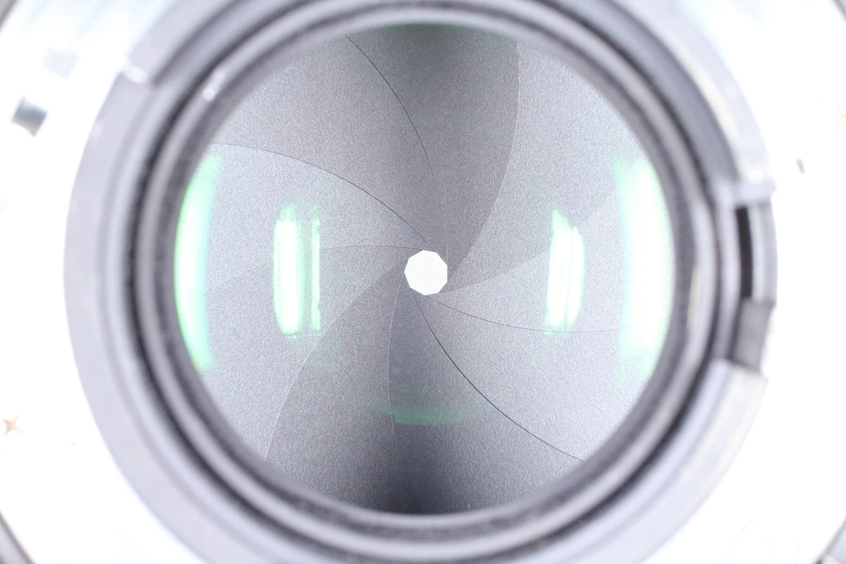Nikon Nikkor Ai-s 105mm f/1.8 Tele-Portrait Lens for F mount — Mint
