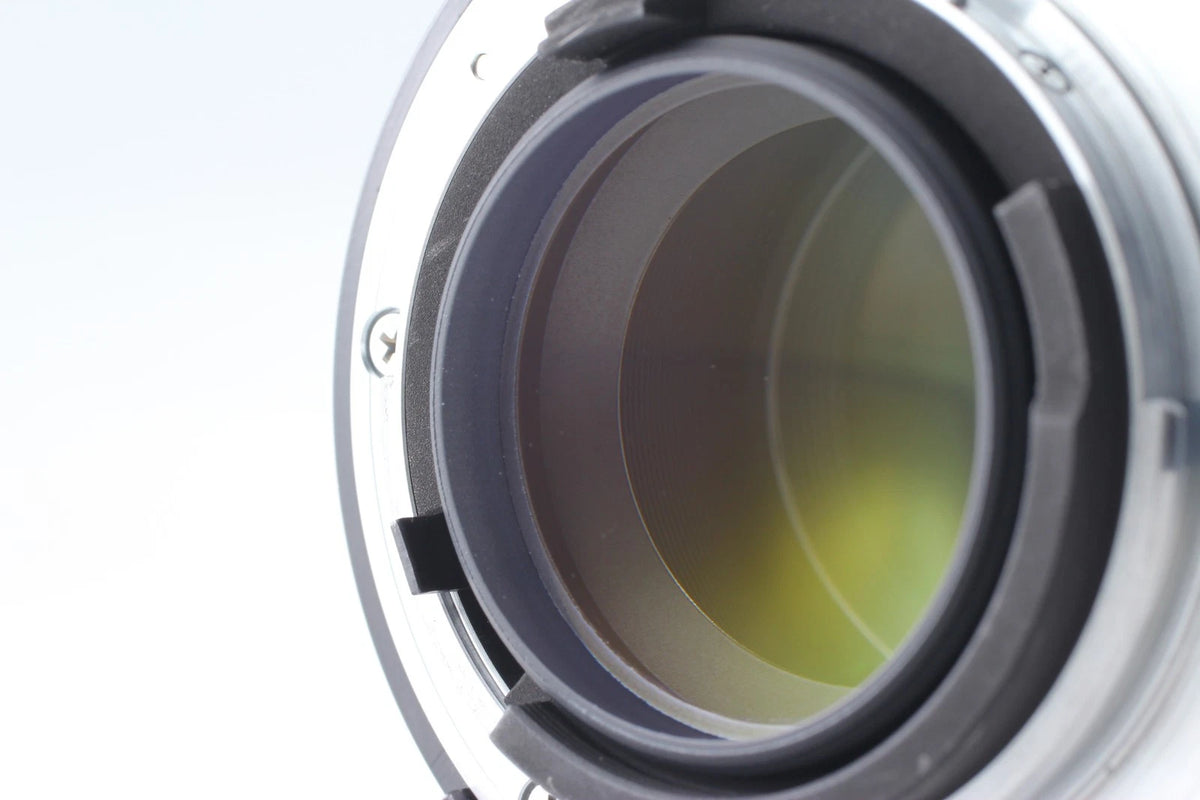 Final Late Nikon Ai-s Nikkor 135mm F/2 Portrait Lens SIC — Top Mint