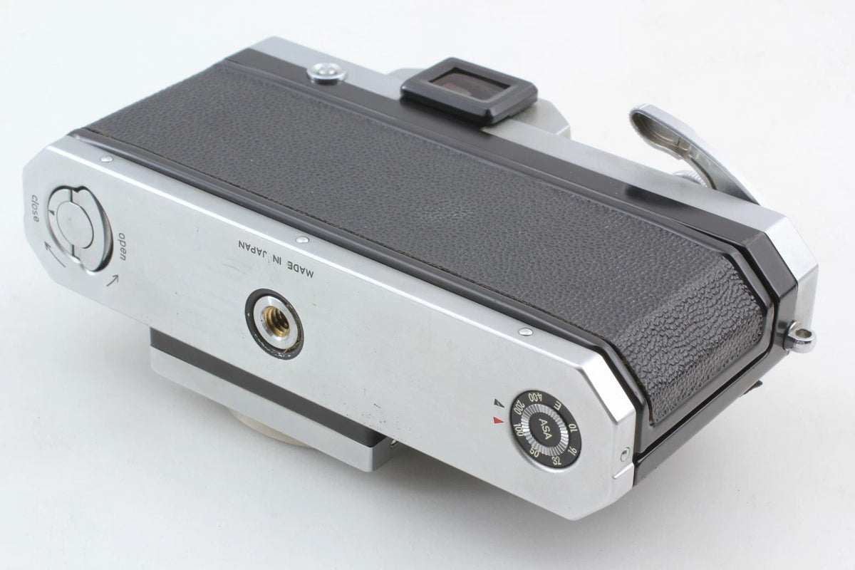 Nikon Fuji Mark Eye Level with GN 45mm f/2.8 & Exposure Meter II — Mint